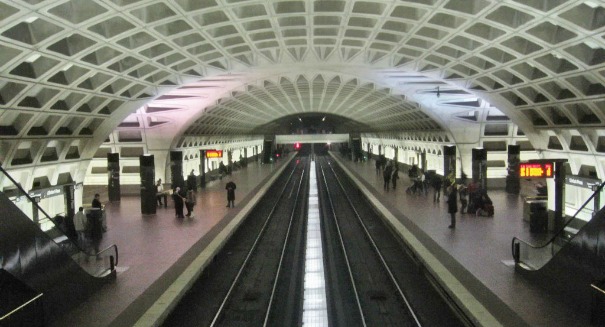 Smoke at D.C. metro station fills subway cars killing one, injuring 84