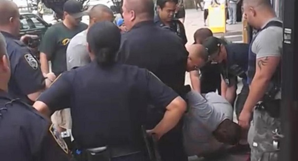 Eric Garner chokehold arrest overseen by black female police sergeant