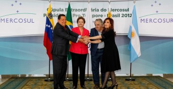 Old times Mercosur: Hugo Chavez, Dilma Rousseff, Pepe Mujica and Cristina Kirchner. Image by Wikimedia