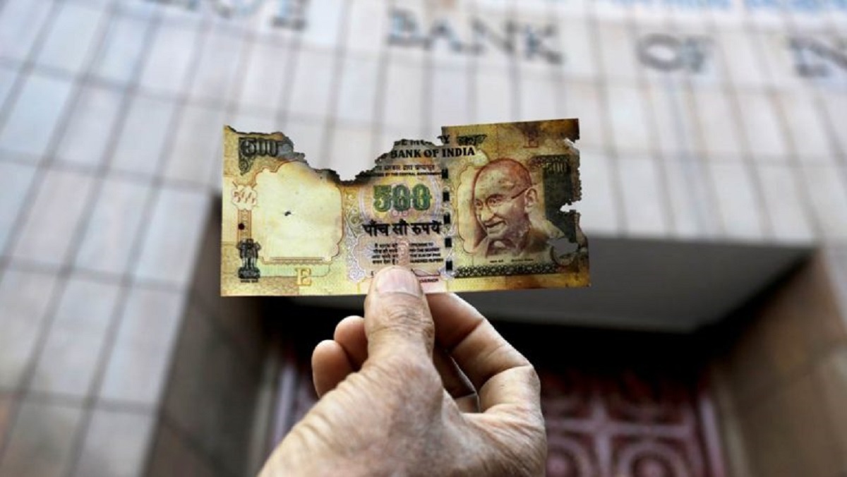 How India’s currency move hurts their poor, and helps their rich, and enriches the Indian government
