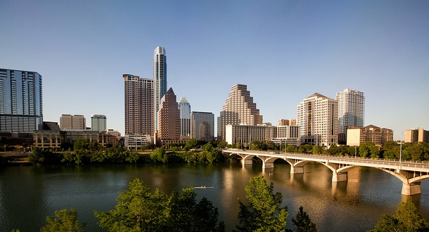 Texas Internet battle heats up: Time Warner Cable fights Google Fiber with free Wi-Fi hotspots