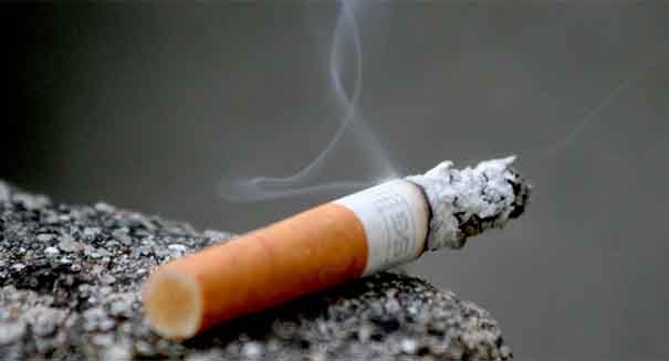 Bribery is the key to quitting smoking, says surprising new study