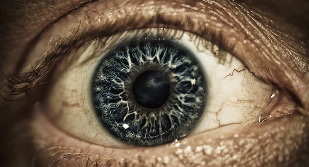 Beware trick-or-treaters: colored contacts can cause blindness