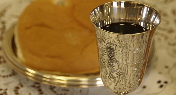 Report: Bishop exposes hundreds to hepatitis A through communion