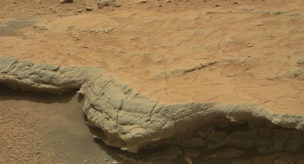 Evidence Of Microbes On Mars In Curiosity’s Photos? Geologist Says So