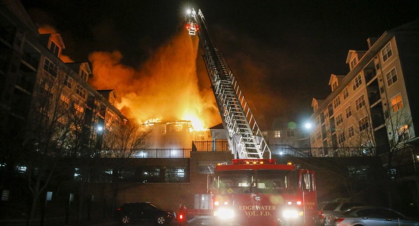 Apartment fire in New Jersey leaves hundreds homeless