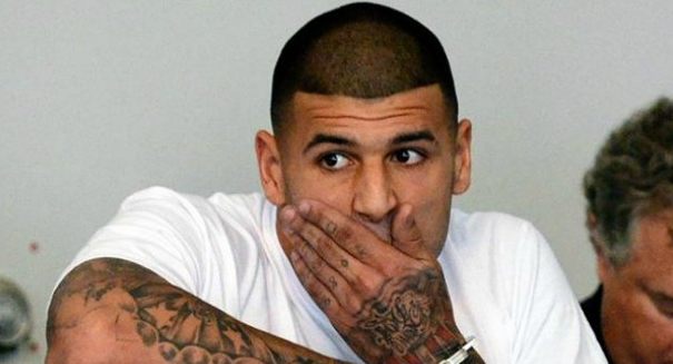 Report: Aaron Hernandez seeks jail transfer for safety reasons