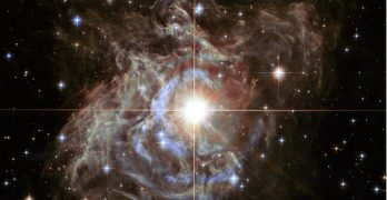 Hubble Image of RS Puppis Holiday Light Show