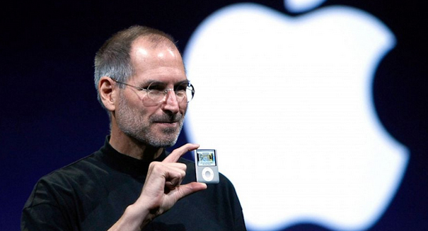 Steve Jobs’ biographer slams Apple: Google is taking over