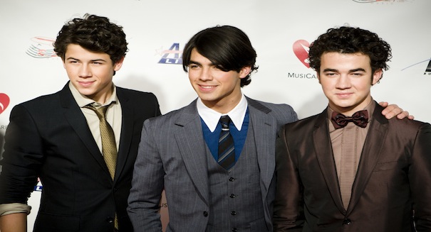 Jonas Brothers daydreamed about Sofia Vergara while writing ‘Pom Poms’