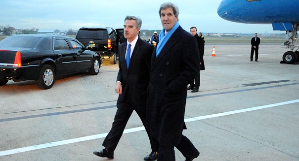 Kerry arrives in Paris as Obama’s absence, low US profile at Paris march criticized