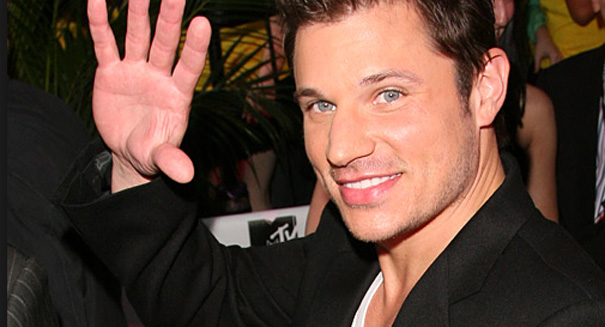 Nick Lachey to boy bands: Stay away from Taylor Swift