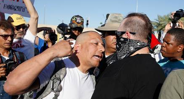 Muslims, Anti-Islam protesters clash in ugly confrontation in Arizona