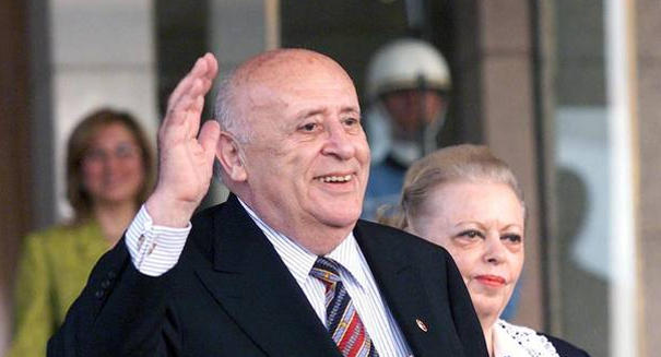 Turkey mourns as former President, Suleyman Demirel, dies at 90