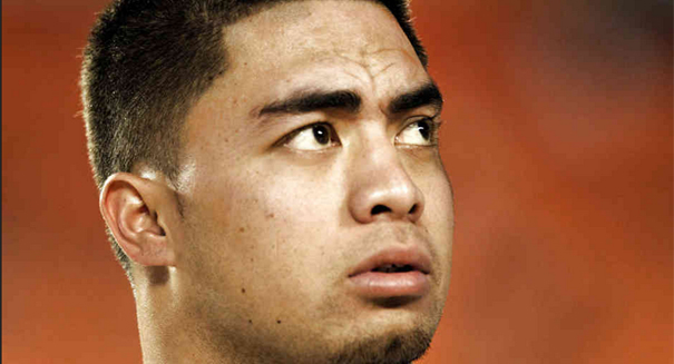 Manti Te’o’s invisible girlfriend makes Maxim’s hot list