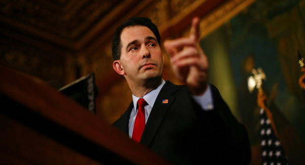 Scott Walker goes further right and gets support of billionaire Koch