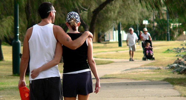 Men walk slower when sex is at stake, but not for friendship